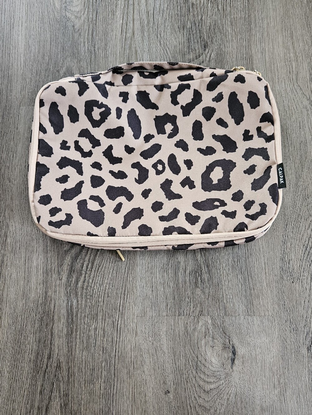 Calpak Medium Compression Packing Cube, Cheetah